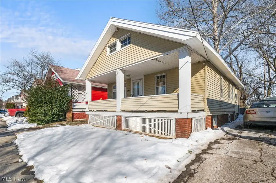 3997 W 22nd Street, Cleveland, OH 44109 - #3