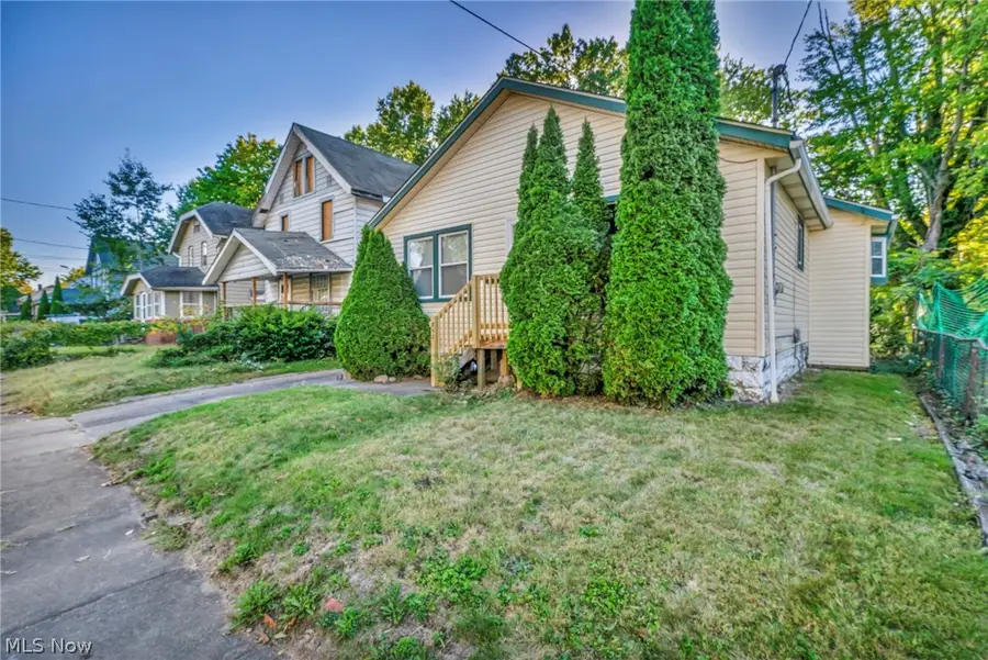 852 Storer Avenue, Akron, OH 44320 - #3