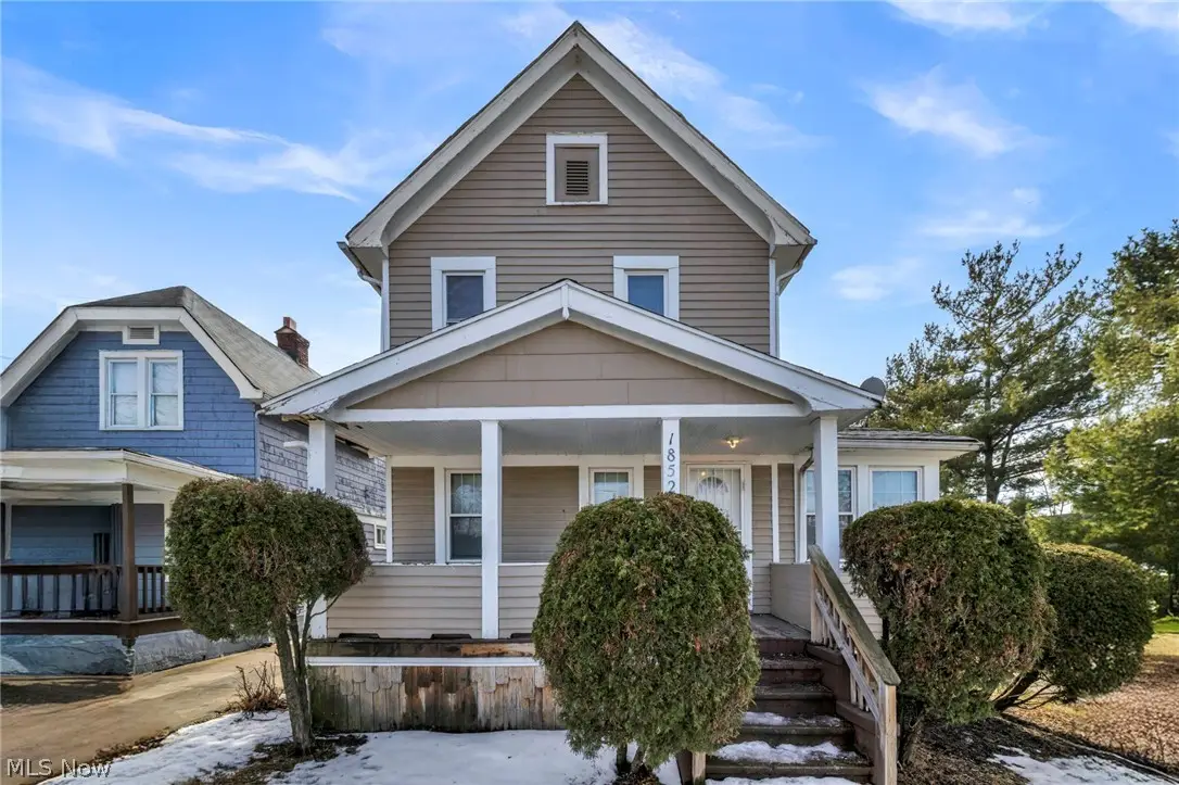 18526 Underwood Avenue, Cleveland, OH 44119 - #1