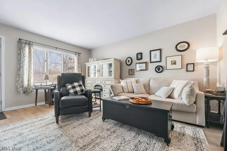 12445 Cleveland Nw Avenue, Uniontown, OH 44685 - #3