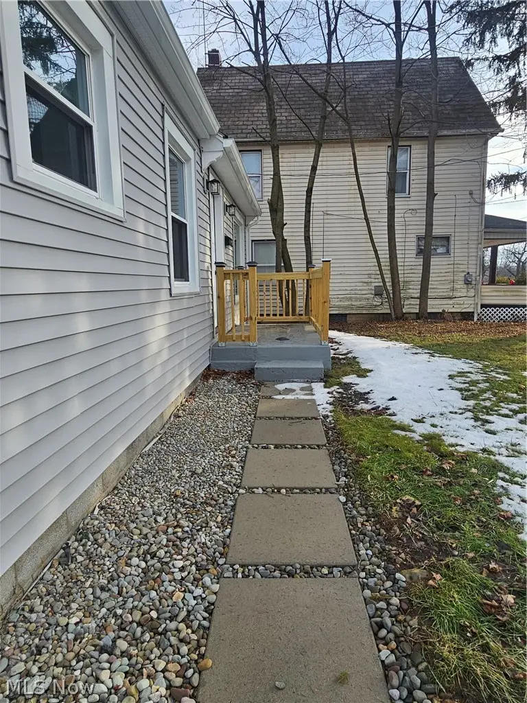 17 N Richview Avenue, Youngstown, OH 44509 - #3
