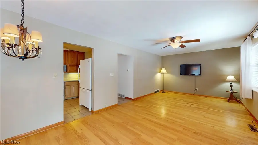 801 38th Street, Vienna, WV 26105 - #2