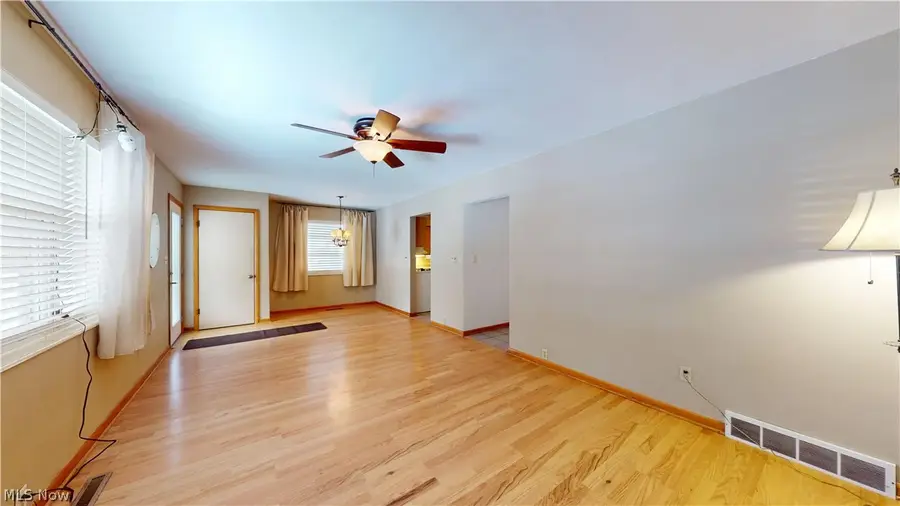 801 38th Street, Vienna, WV 26105 - #3