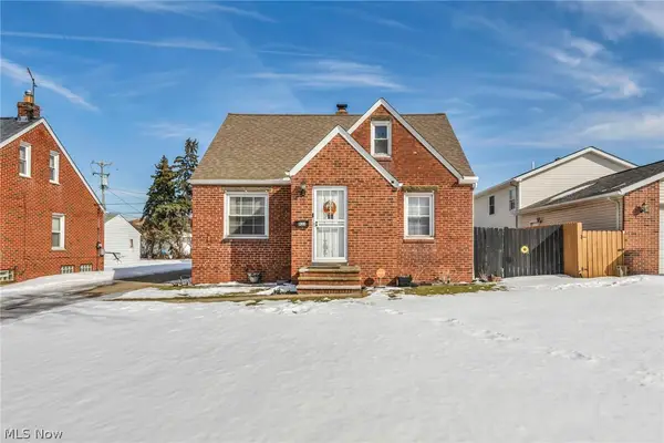 931 E 214th Street, Cleveland, OH 44119