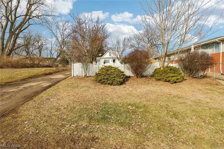 575 Flora Avenue, Akron, OH 44314 - #3