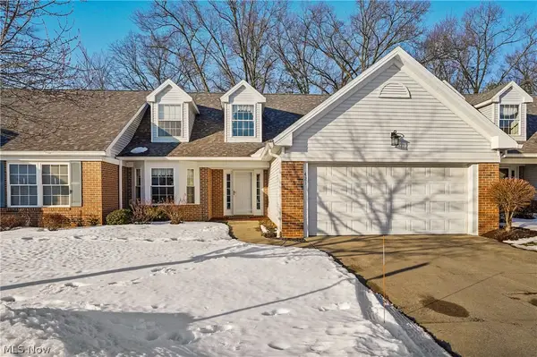 421 W Reserve Drive #82, Cuyahoga Falls, OH 44223