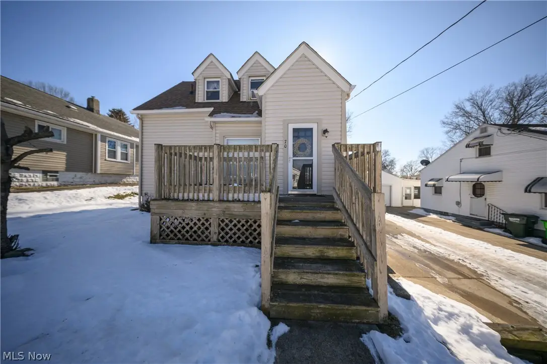 270 E Cassell Avenue, Barberton, OH 44203 - #1