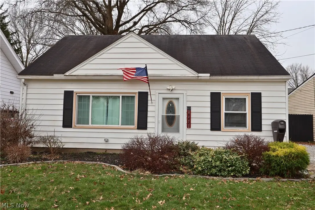 842 Grant Avenue, Cuyahoga Falls, OH 44221 - #1