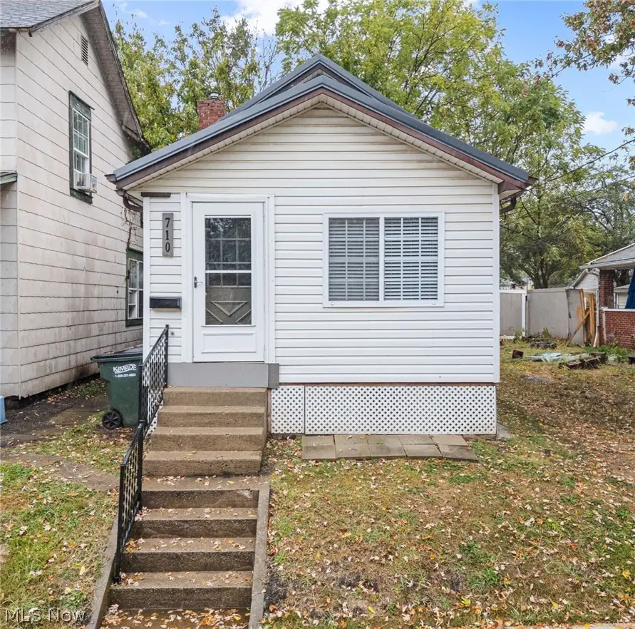 710 N Freedom Avenue, Alliance, OH 44601 - #1