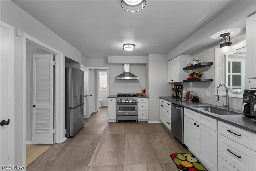 23650 Shelburne Road, Shaker Heights, OH 44122 - #3