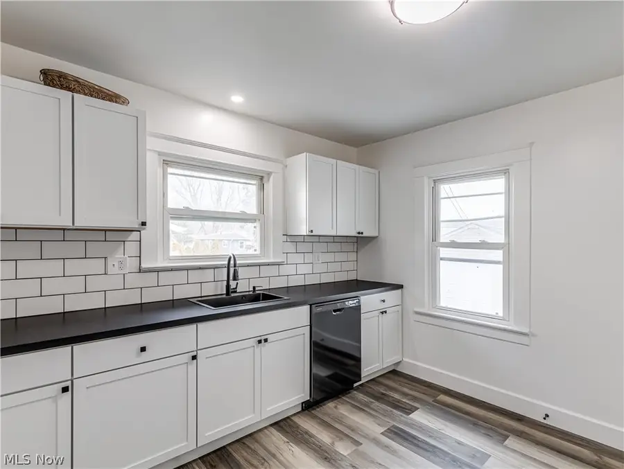 577 Essex Street, Akron, OH 44306 - #3