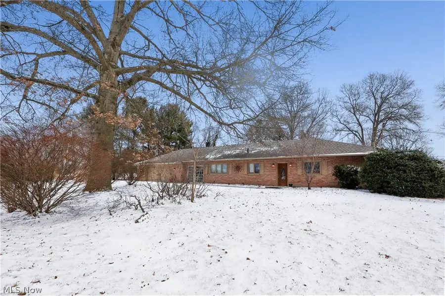 3101 N Jackson Boulevard, Uniontown, OH 44685 - #2