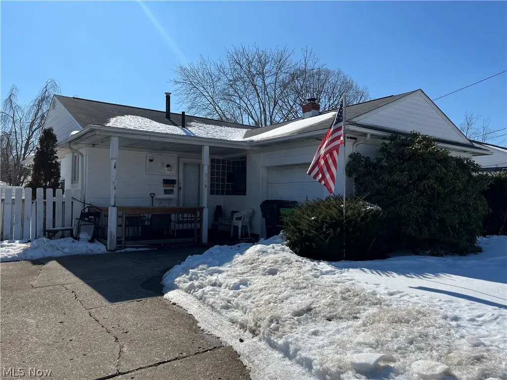 514 6th Nw Street, North Canton, OH 44720 - #1