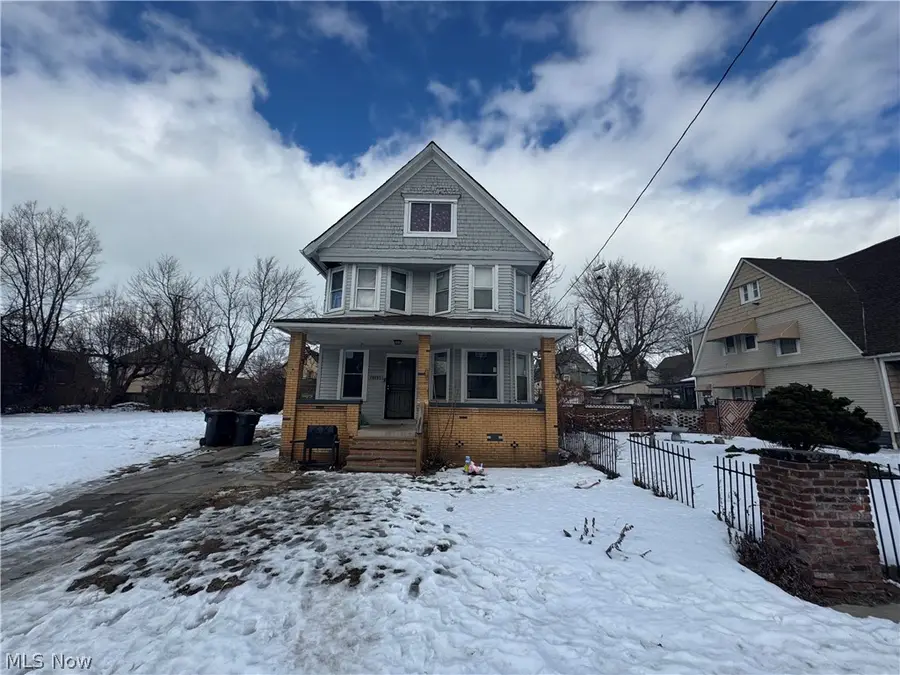 10605 Kimberley Avenue, Cleveland, OH 44108 - #2