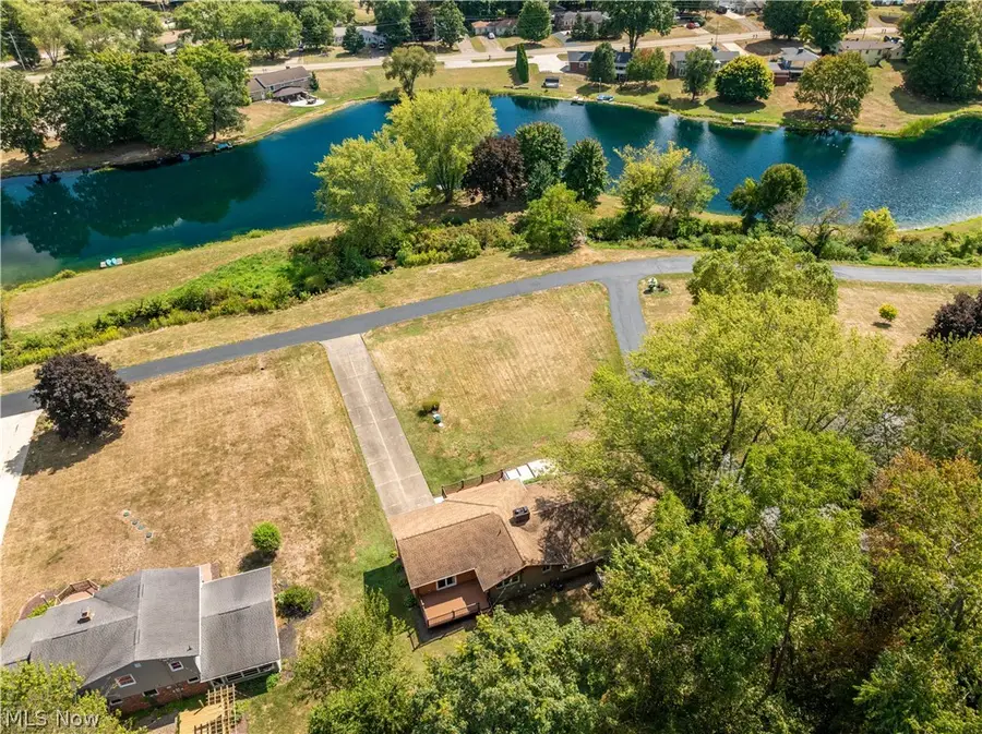 5265 Pin Oak Nw Street, Massillon, OH 44647 - #3