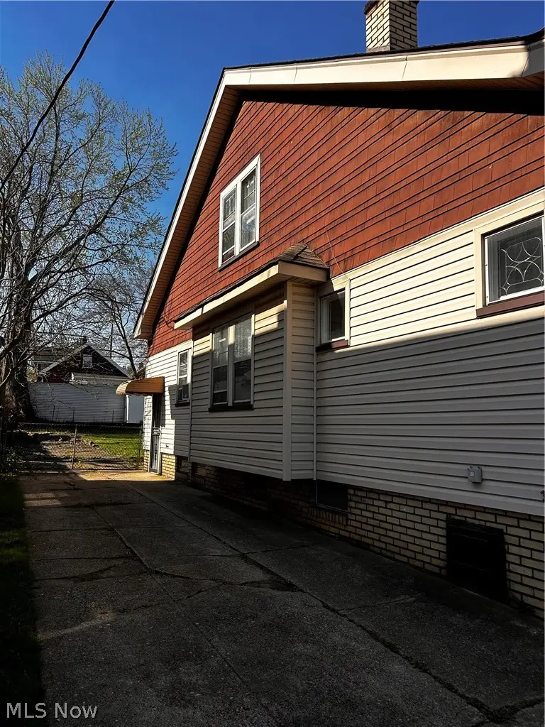 8910 Jeffries Avenue, Cleveland, OH 44105 - #3