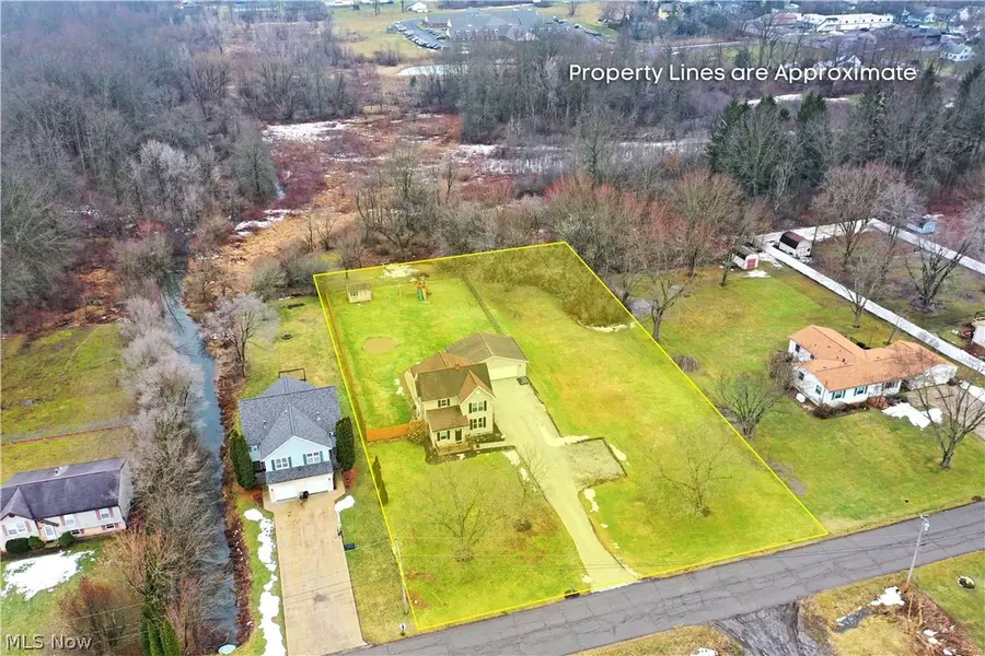 182 Raymond Nw Avenue, Warren, OH 44483 - #2