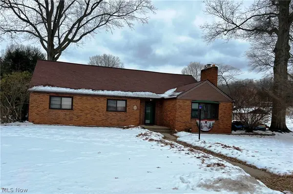 213 E 27th Street, Dover, OH 44622