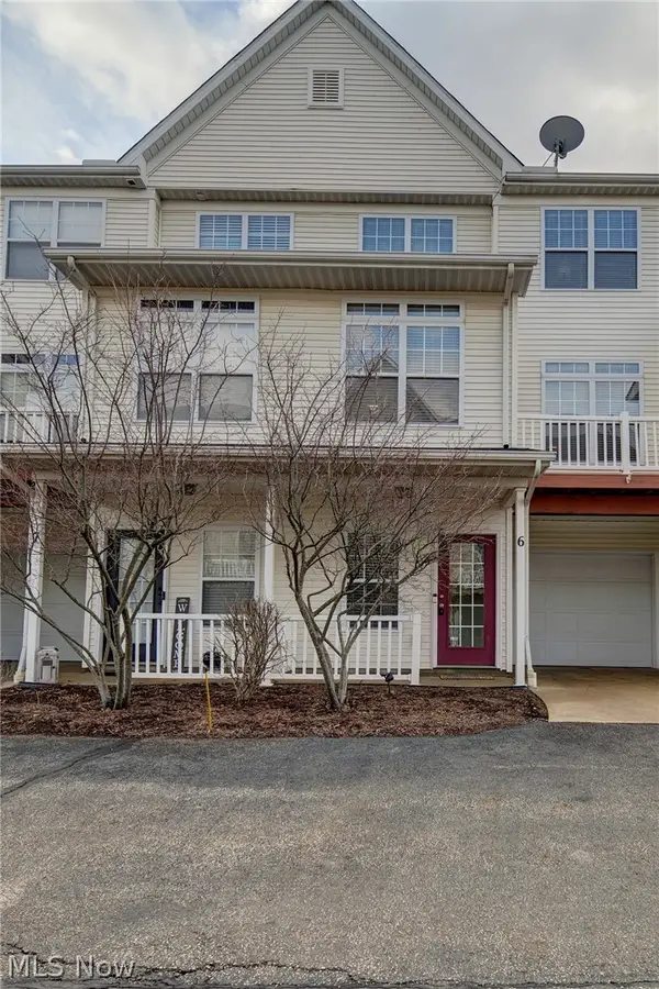 1210 E Chapman Lane #6, Medina, OH 44256