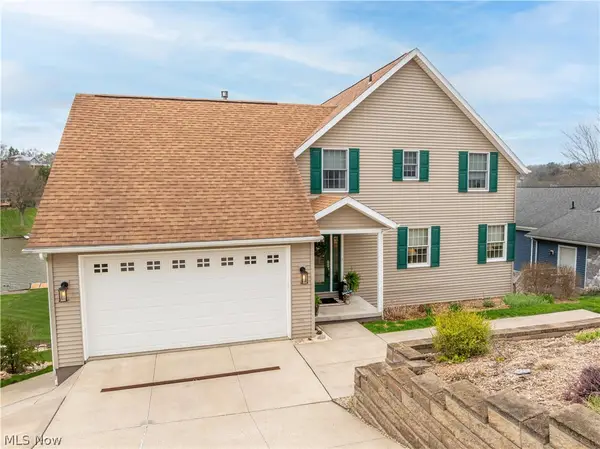 376 E Mohawk Drive, Malvern, OH 44644