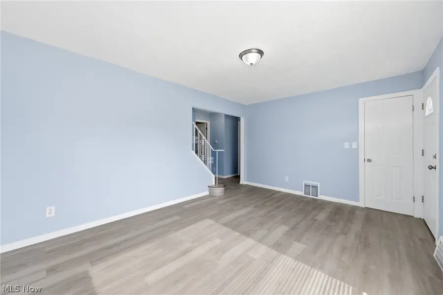 20705 Hansen Road, Maple Heights, OH 44137 - #3