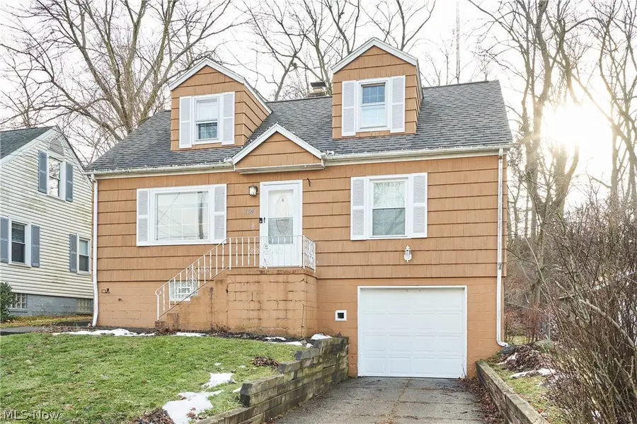 114 Davenport Avenue, Akron, OH 44312 - #2