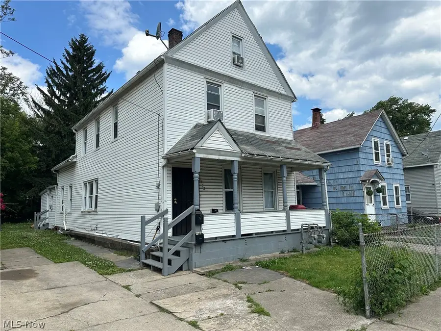 3152 W 48th Street, Cleveland, OH 44102 - #3