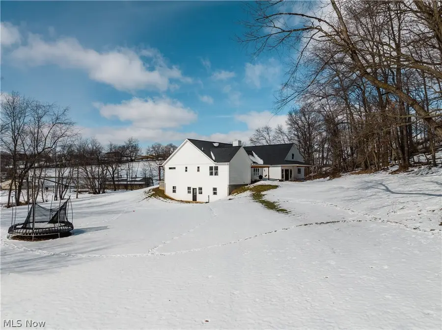 3195 Pleasant Valley Sw Road, Baltic, OH 43804 - #3