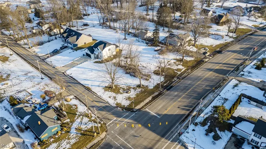 3 Adkins Road, Willoughby, OH 44094 - #3