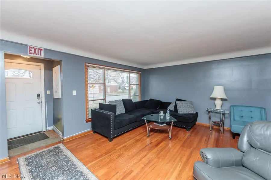 325 E 244th Street, Euclid, OH 44123 - #3