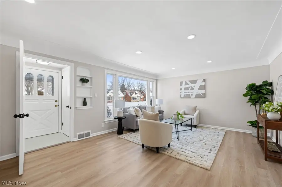 4226 Okalona Road, Cleveland, OH 44121 - #2