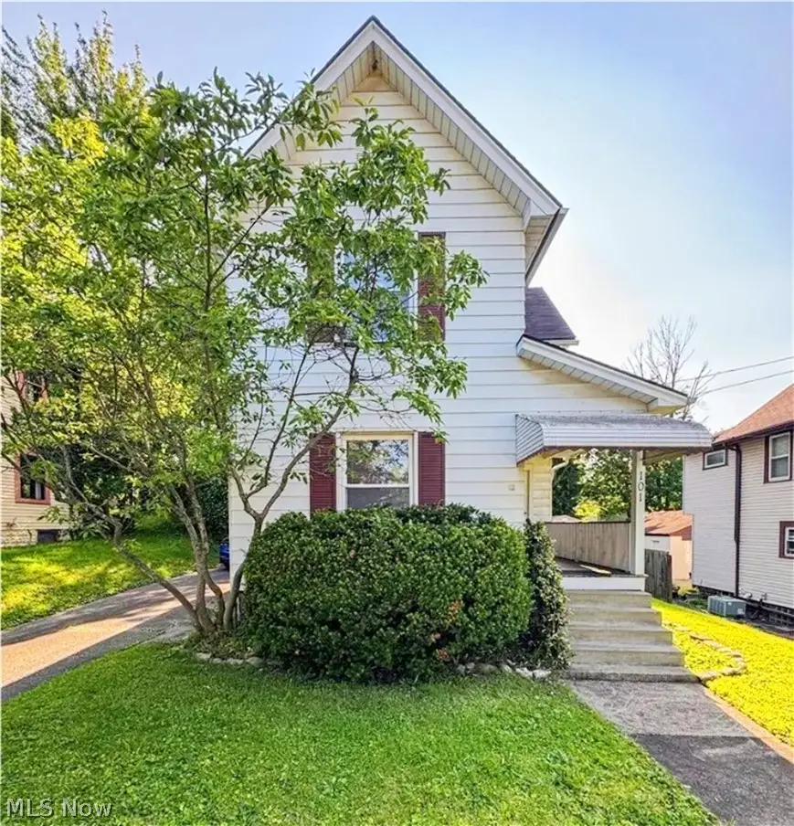 101 Ridgeway Street, Struthers, OH 44471 - #1