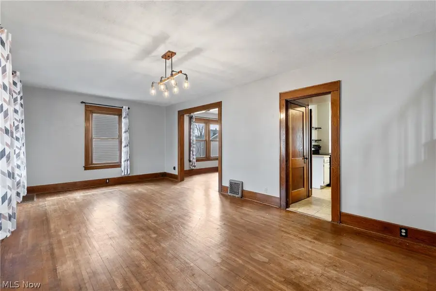 1823 S Seneca Avenue, Alliance, OH 44601 - #3