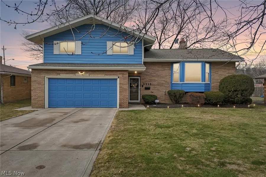 5512 Carol Jean Boulevard, Cleveland, OH 44125 - #3