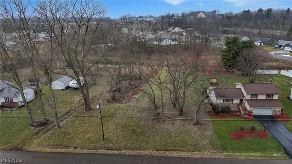 4707 Eastland Avenue, Louisville, OH 44641