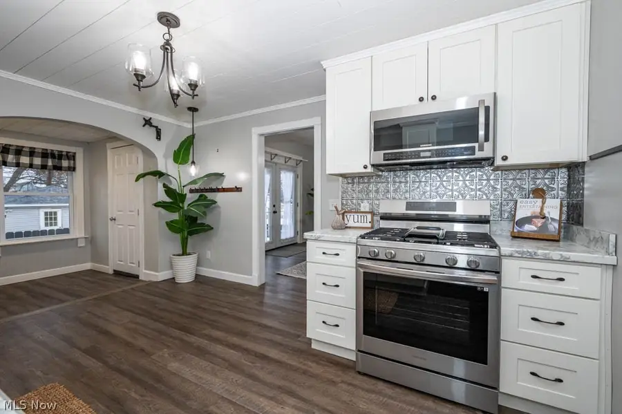 157 E Ohio Avenue, Sebring, OH 44672 - #2