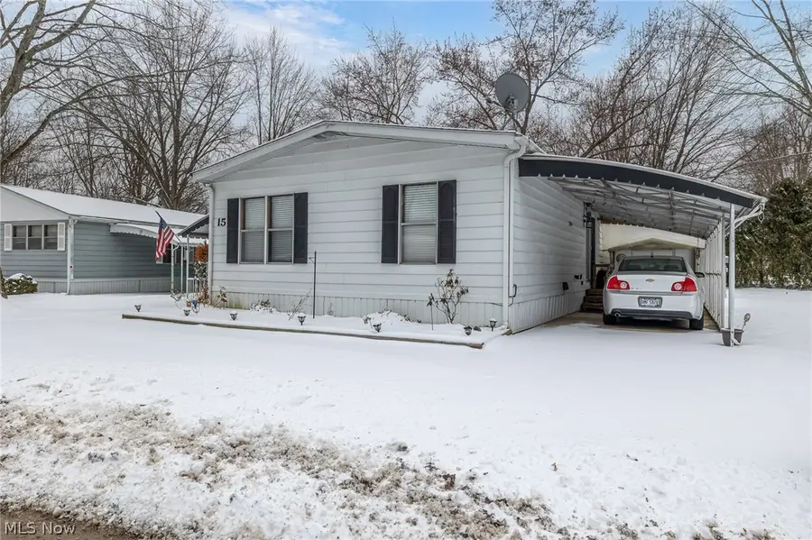 15 Kimberly Lane, Olmsted, OH 44138 - #3