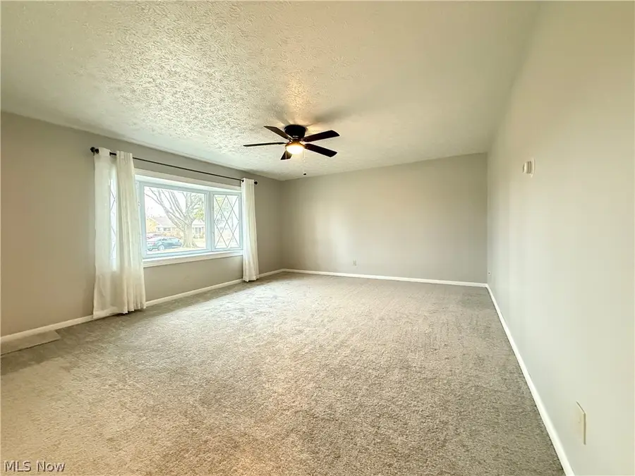 6751 Oakwood Road, Cleveland, OH 44130 - #2