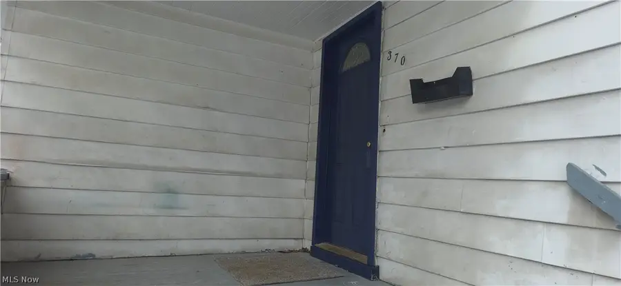 370 Lora Avenue, Youngstown, OH 44504 - #2