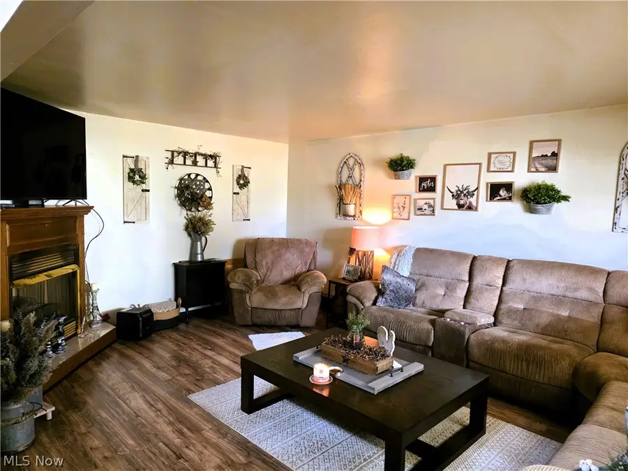 4 N Butler Avenue, Niles, OH 44446 - #3