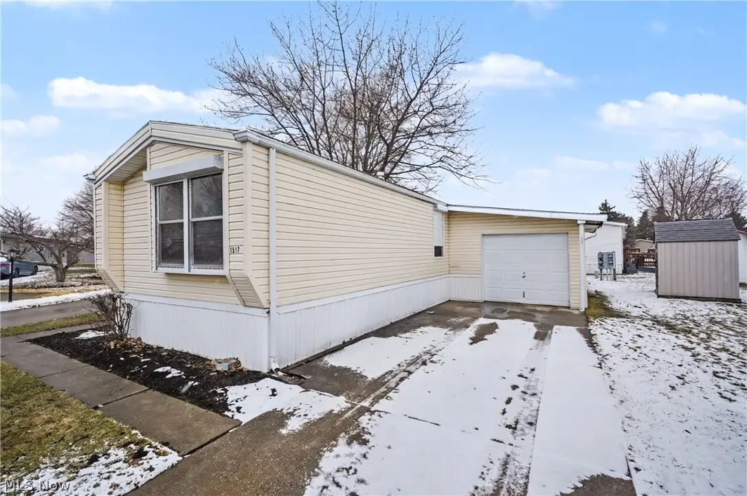 1517 Lady Anne, Streetsboro, OH 44241 - #1