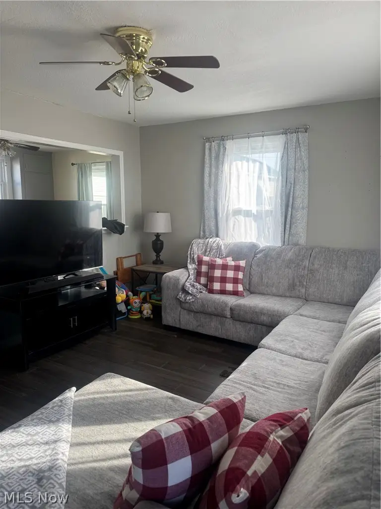 1096 Sevall Street, Zanesville, OH 43701 - #2