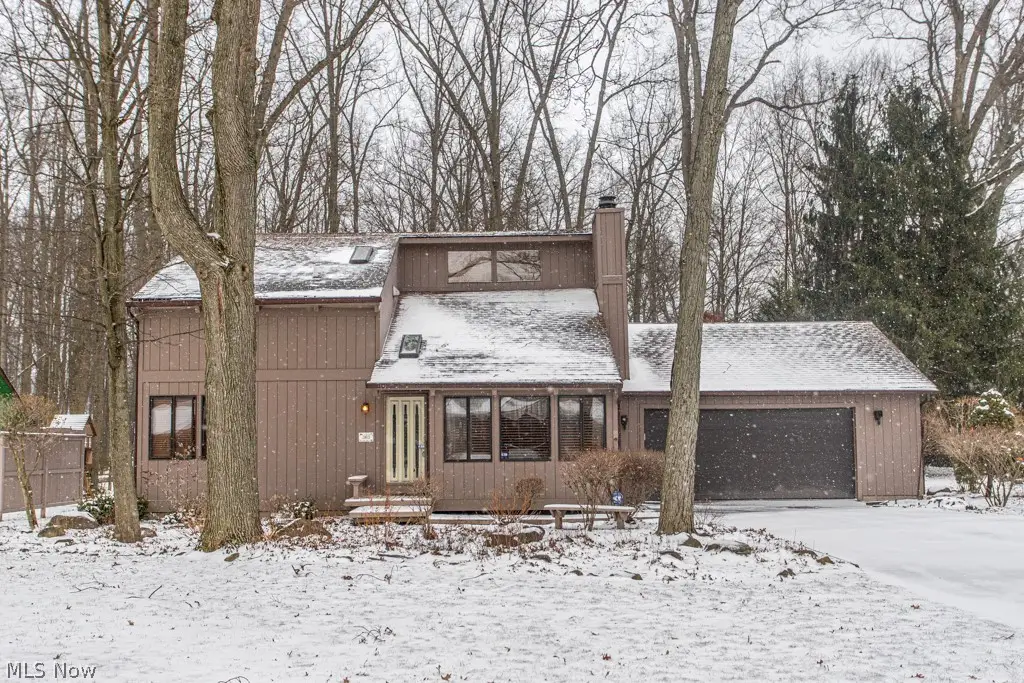 303 Russell Avenue, Cortland, OH 44410 - #1