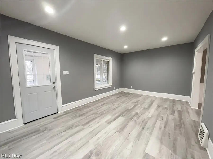 1223 Florida Avenue, Akron, OH 44314 - #3