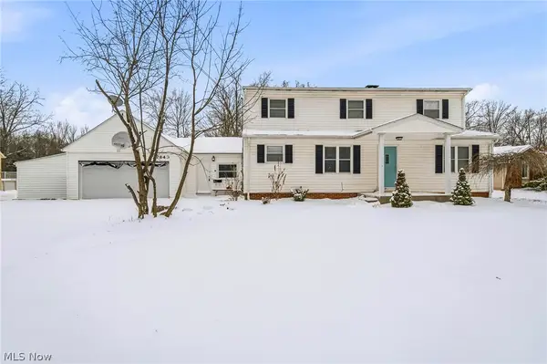 27843 Southern Avenue, North Olmsted, OH 44070