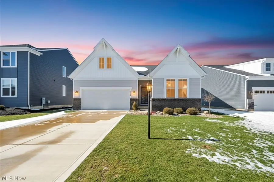 8896 Firethorne Drive, Columbia Station, OH 44028 - #2