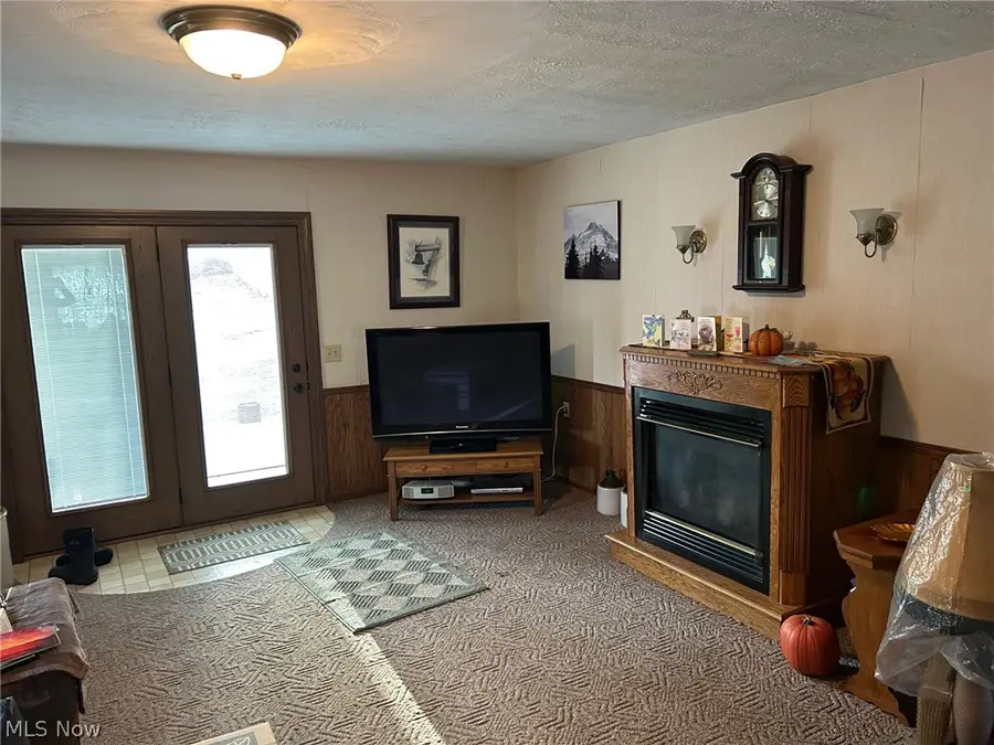 1814 Saltwell Road, Dover, OH 44622 - #3