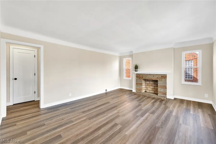 350 E 273rd Street, Euclid, OH 44132 - #3