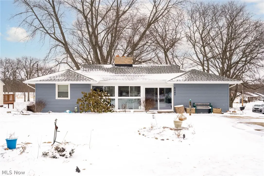 6445 Lake Avenue, Elyria, OH 44035 - #1