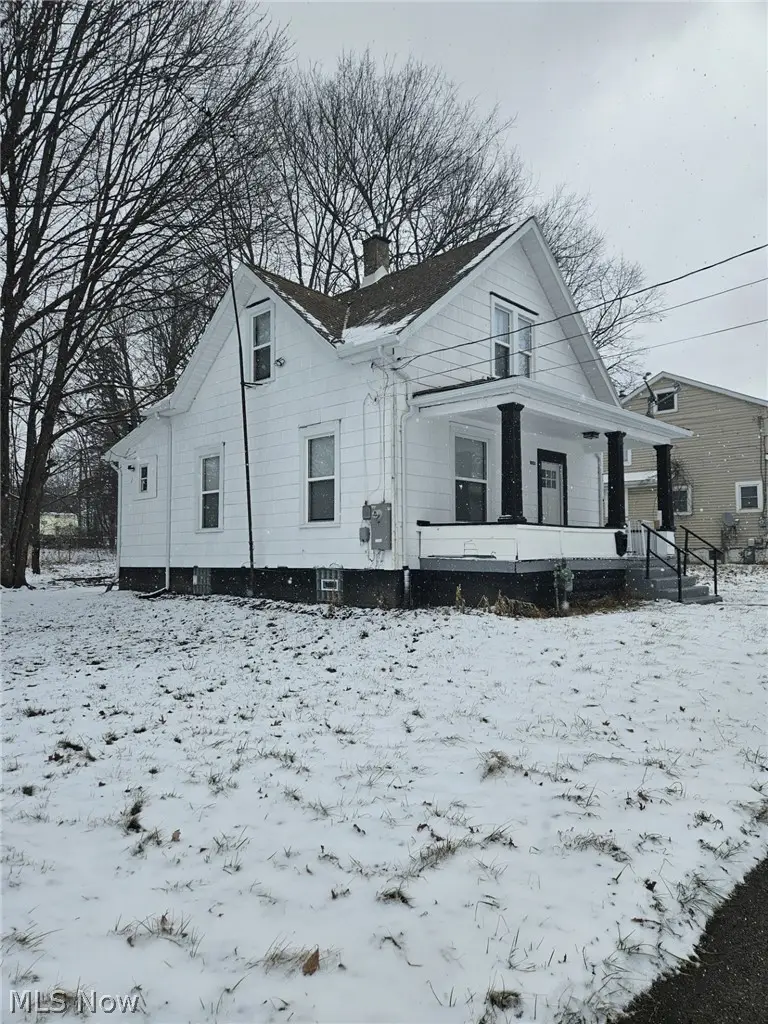 1003 Sherlock Ne Place, Canton, OH 44714 - #2